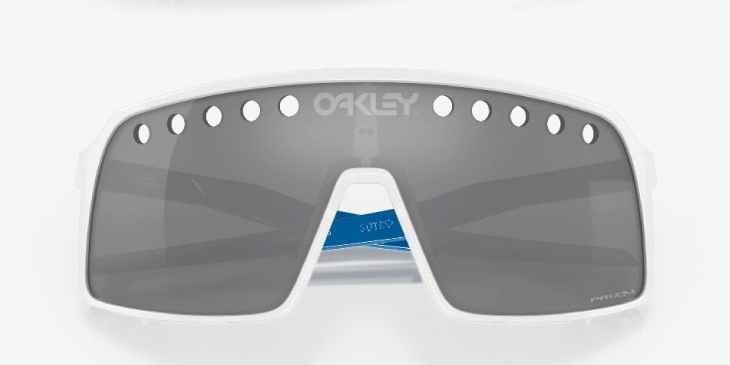 OAKLEY - 0OO946A